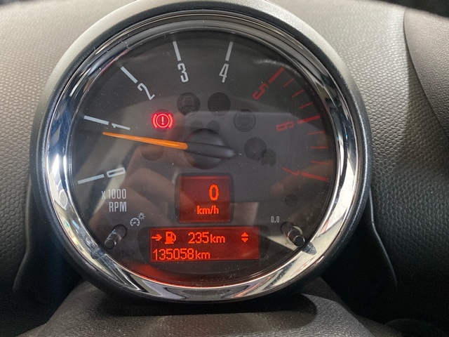 fotoG 16 del MINI MINI Countryman Cooper SD 105 kW (143 CV) 143cv Diésel del 2015 en Burgos