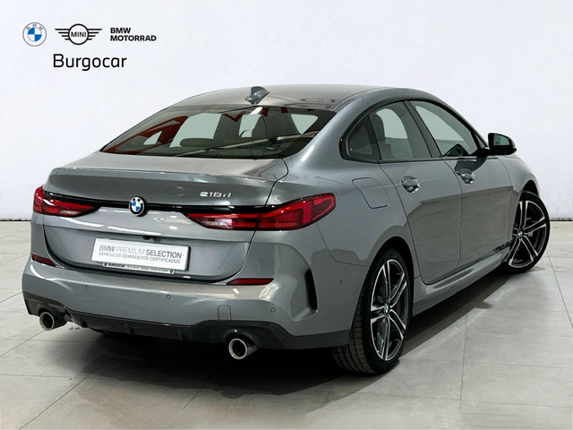 BMW Serie 2 218d Gran Coupe color Gris. Año 2023. 110KW(150CV). Diésel. En concesionario Burgocar (Bmw y Mini) de Burgos