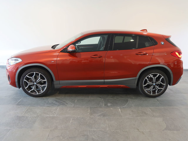 BMW X2 sDrive18d color Naranja. Año 2020. 110KW(150CV). Diésel. En concesionario Autogal de Ourense