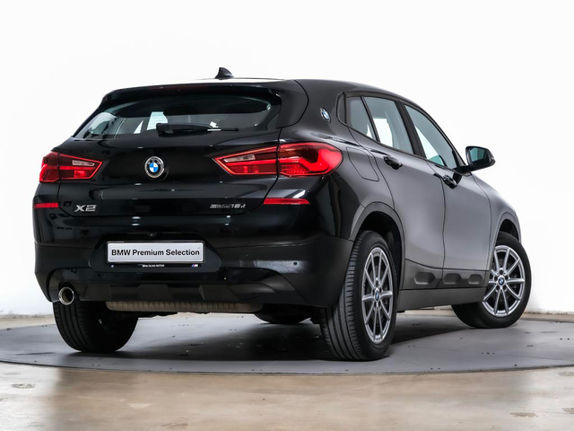 BMW X2 sDrive18d color Negro. Año 2022. 110KW(150CV). Diésel. En concesionario Oliva Motor Tarragona de Tarragona