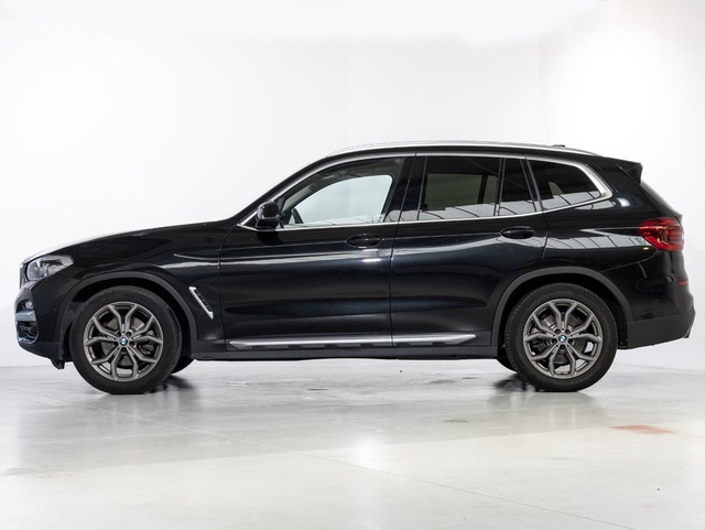 BMW X3 xDrive20i color Negro. Año 2020. 135KW(184CV). Gasolina. En concesionario Oliva Motor Girona de Girona