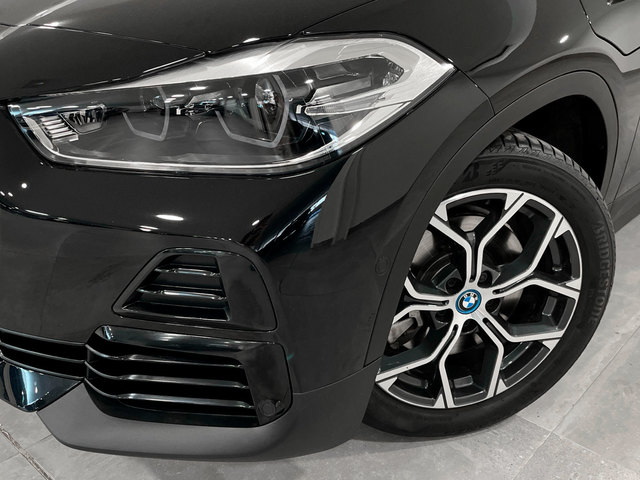BMW X2 xDrive25e color Negro. Año 2024. 162KW(220CV). Híbrido Electro/Gasolina. En concesionario Engasa S.A. de Valencia