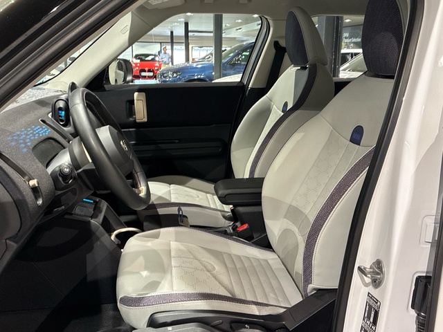 fotoG 10 del MINI MINI Countryman C 125 kW (170 CV) 170cv Gasolina del 2024 en Valencia