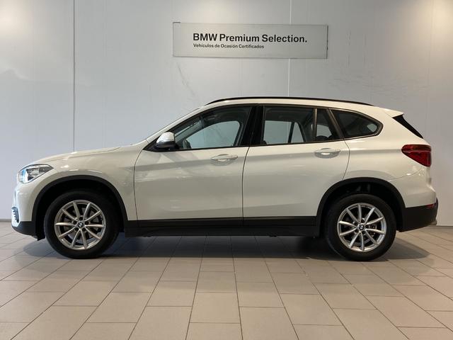 BMW X1 sDrive18d color Blanco. Año 2019. 110KW(150CV). Diésel. En concesionario Automotor Premium Velázquez - Málaga de Málaga