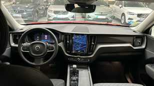 Volvo XC60 B4 G Essential Auto 145 kW (197 CV) - 21 Volvo XC60 B4 G Ocasión 145 KW (197CV) - 21
