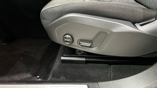 Volvo XC60 B4 G Essential Auto 145 kW (197 CV) - 36 Volvo XC60 B4 G Ocasión 145 KW (197CV) - 36