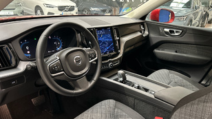 Volvo XC60 B4 G Essential Auto 145 kW (197 CV) - 37 Volvo XC60 B4 G Ocasión 145 KW (197CV) - 37