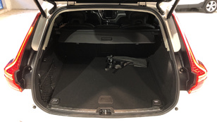 Volvo XC60 D5 Momentum AWD Auto 173 kW (235 CV) - 11 Volvo XC60 D5 Ocasión 173 KW (235CV) - 11