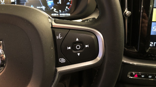 Volvo XC60 D5 Momentum AWD Auto 173 kW (235 CV) - 29 Volvo XC60 D5 Ocasión 173 KW (235CV) - 29