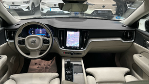 Volvo V60 B4 D Plus Dark Auto 145 kW (197 CV) - 21 Volvo V60 B4 D Ocasión 145 KW (197CV) - 21