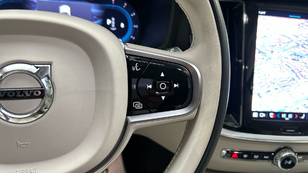 Volvo V60 B4 D Plus Dark Auto 145 kW (197 CV) - 45 Volvo V60 B4 D Ocasión 145 KW (197CV) - 45