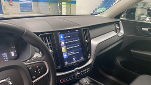 Volvo XC60 D4 Momentum AWD Auto 140 kW (190 CV) - 43 Volvo XC60 D4 Ocasión 140 KW (190CV) - 43
