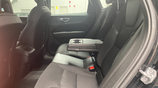 Volvo XC60 D4 Momentum AWD Auto 140 kW (190 CV) - 45 Volvo XC60 D4 Ocasión 140 KW (190CV) - 45