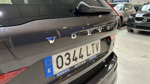 Volvo XC60 T6 Recharge Inscription AWD Auto 257 kW (350 CV) - 47 Volvo XC60 T6 Ocasión 257 KW (350CV) - 47