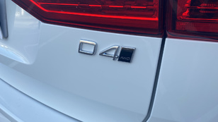 Volvo XC60 D4 Momentum AWD Auto 140 kW (190 CV) - 31 Volvo XC60 D4 Ocasión 140 KW (190CV) - 31