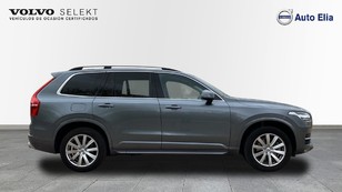 Volvo XC90 D5 Momentum C AWD Auto 173 kW (235 CV) - 4 Volvo XC90 D5 Ocasión 173 KW (235CV) - 4