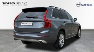 Volvo XC90 D5 Momentum C AWD Auto 173 kW (235 CV) - 5 Volvo XC90 D5 Ocasión 173 KW (235CV) - 5
