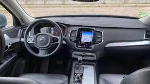 Volvo XC90 D5 Momentum C AWD Auto 173 kW (235 CV) - 14 Volvo XC90 D5 Ocasión 173 KW (235CV) - 14