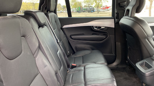 Volvo XC90 D5 Momentum C AWD Auto 173 kW (235 CV) - 19 Volvo XC90 D5 Ocasión 173 KW (235CV) - 19