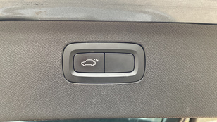 Volvo XC90 D5 Momentum C AWD Auto 173 kW (235 CV) - 34 Volvo XC90 D5 Ocasión 173 KW (235CV) - 34