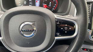 Volvo XC90 D5 Momentum C AWD Auto 173 kW (235 CV) - 41 Volvo XC90 D5 Ocasión 173 KW (235CV) - 41
