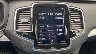 Volvo XC90 D5 Momentum C AWD Auto 173 kW (235 CV) - 48 Volvo XC90 D5 Ocasión 173 KW (235CV) - 48