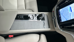 Volvo V60 B4 D Plus Dark Auto 145 kW (197 CV) - 24 Volvo V60 B4 D Ocasión 145 KW (197CV) - 24