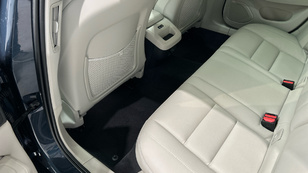 Volvo V60 B4 D Plus Dark Auto 145 kW (197 CV) - 48 Volvo V60 B4 D Ocasión 145 KW (197CV) - 48