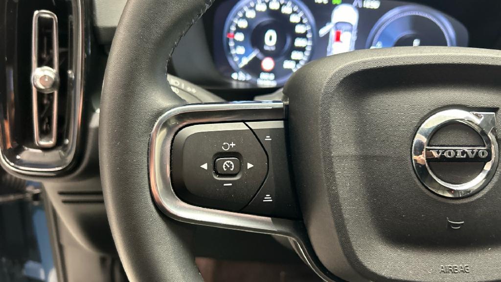 Volvo XC40 segunda mano 54762916 - 17