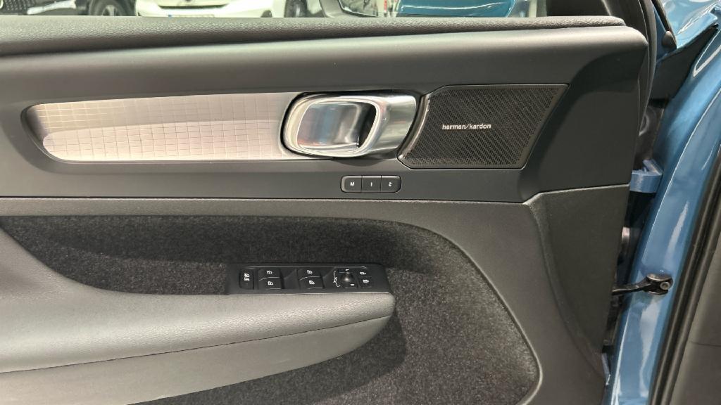 Volvo XC40 segunda mano 54762916 - 36