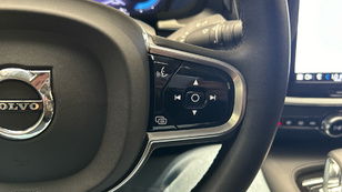 Volvo S60 T8 Recharge Ultimate Dark Auto 335 kW (455 CV) - 46 Volvo S60 T8 Ocasión 335 KW (455CV) - 46