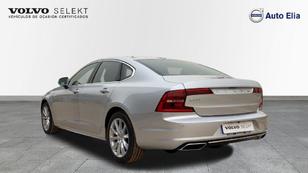 Volvo S90 2.0 T8 Twin Business Plus AWD Auto 287 kW (390 CV) - 7 Volvo S90 T8 Ocasión 287 KW (390CV) - 7