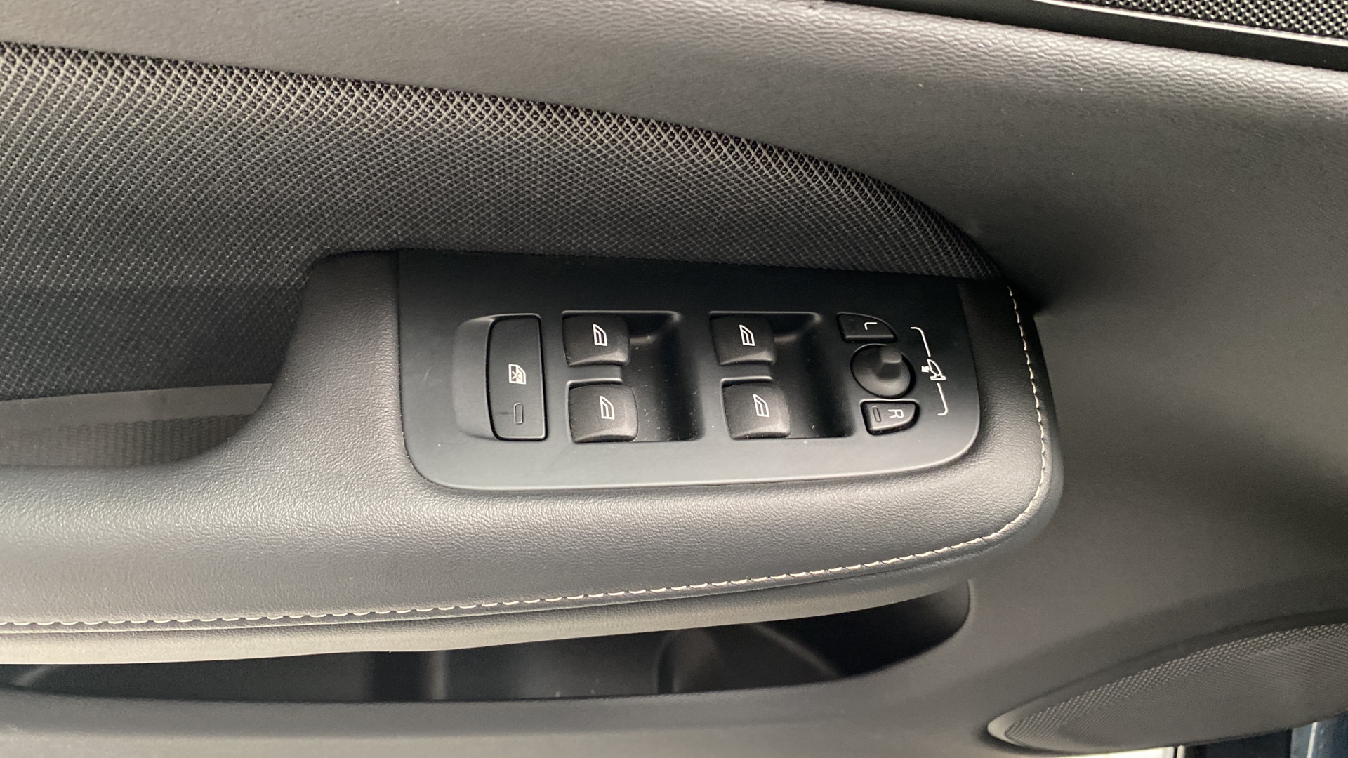 Volvo V60 segunda mano 54765823 - 33