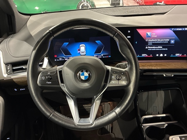 BMW Serie 2 218d Active Tourer color Blanco. Año 2024. 110KW(150CV). Diésel. En concesionario BMW Marcos Automoción de Valencia