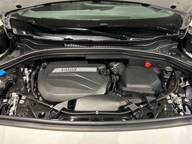 BMW Serie 2 218d Active Tourer color Blanco. Año 2024. 110KW(150CV). Diésel. En concesionario BMW Marcos Automoción de Valencia