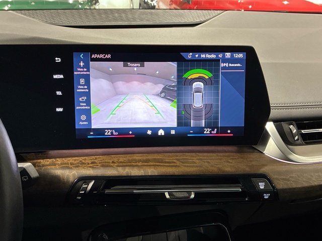 BMW Serie 2 218d Active Tourer color Blanco. Año 2024. 110KW(150CV). Diésel. En concesionario BMW Marcos Automoción de Valencia