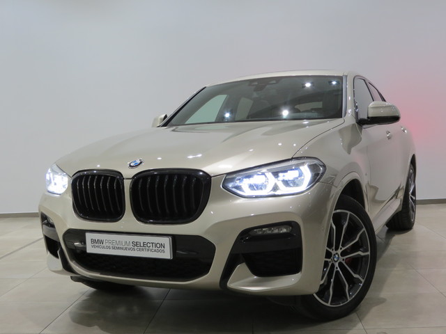 BMW X4 xDrive20d color Beige. Año 2021. 140KW(190CV). Diésel. En concesionario GANDIA Automoviles Fersan, S.A. de Valencia