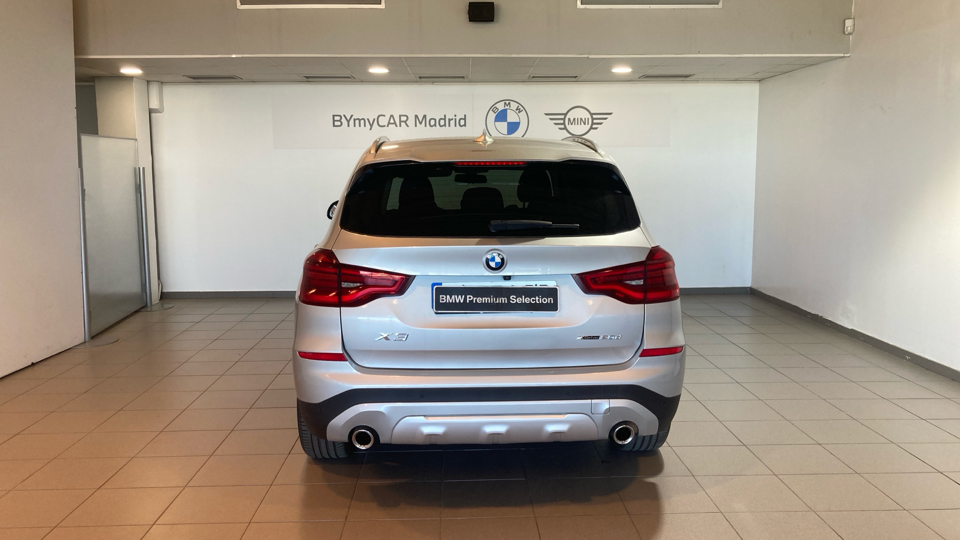 BMW X3 xDrive20d color Gris Plata. Año 2019. 140KW(190CV). Diésel. En concesionario BYmyCAR Madrid - Alcalá de Madrid