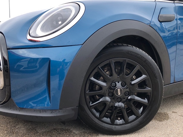 fotoG 5 del MINI MINI 5 Puertas Cooper 100 kW (136 CV) 136cv Gasolina del 2023 en Madrid