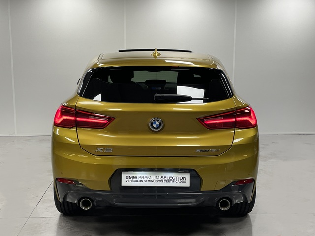 BMW X2 sDrive18d color Oro. Año 2020. 110KW(150CV). Diésel. En concesionario Maberauto de Castellón