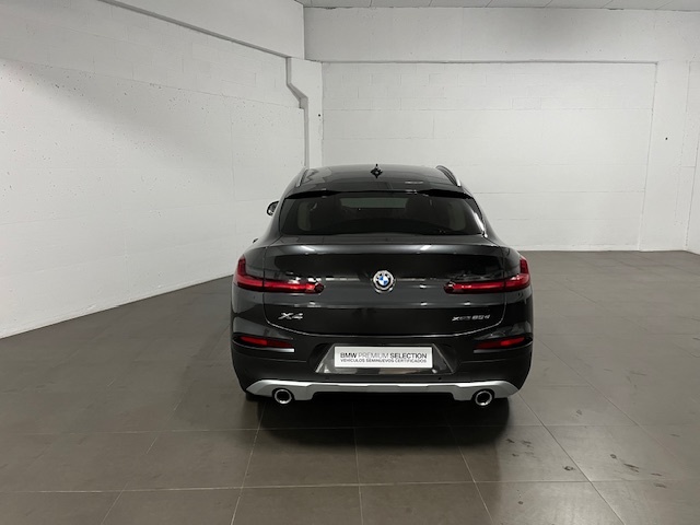 BMW X4 xDrive20d color Gris. Año 2020. 140KW(190CV). Diésel. En concesionario Amiocar S.A. de Coruña