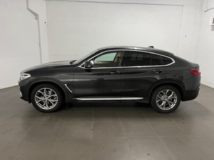 Fotos de BMW X4 xDrive20d color Gris. Año 2020. 140KW(190CV). Diésel. En concesionario Amiocar S.A. de Coruña