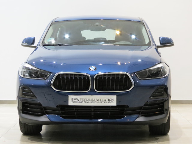 BMW X2 sDrive16d color Azul. Año 2021. 85KW(116CV). Diésel. En concesionario GANDIA Automoviles Fersan, S.A. de Valencia