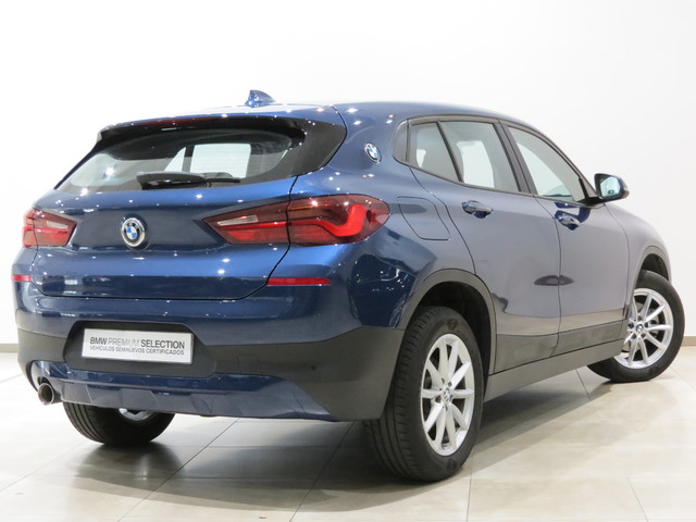 BMW X2 sDrive16d color Azul. Año 2021. 85KW(116CV). Diésel. En concesionario GANDIA Automoviles Fersan, S.A. de Valencia