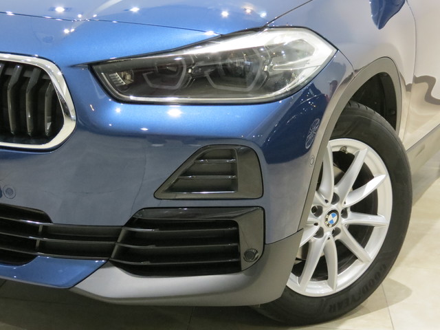 BMW X2 sDrive16d color Azul. Año 2021. 85KW(116CV). Diésel. En concesionario GANDIA Automoviles Fersan, S.A. de Valencia