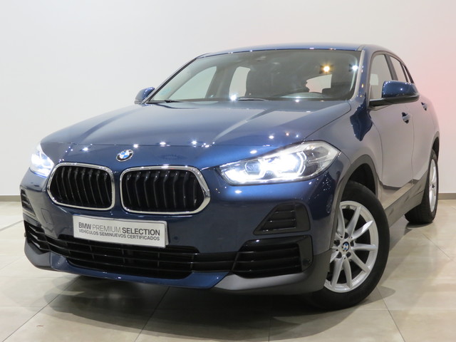 BMW X2 sDrive16d color Azul. Año 2021. 85KW(116CV). Diésel. En concesionario GANDIA Automoviles Fersan, S.A. de Valencia