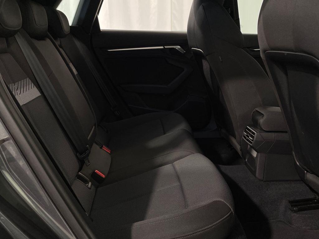 Audi A3 Sportback 35 TDI - 8
