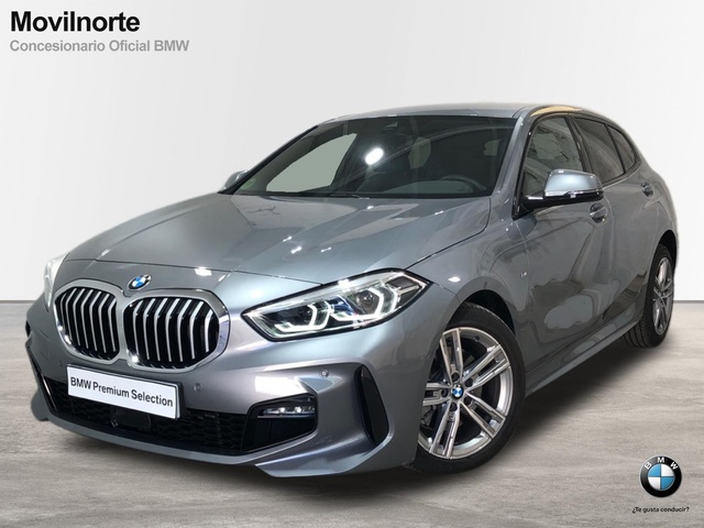 BMW Serie 1 118d color Gris. Año 2023. 110KW(150CV). Diésel. En concesionario Movilnorte El Plantio de Madrid