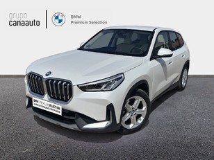 Fotos de BMW iX1 xDrive30 color Blanco. Año 2023. 230KW(313CV). Eléctrico. En concesionario CANAAUTO - TACO de Sta. C. Tenerife