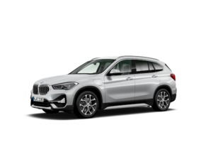 Fotos de BMW X1 xDrive25e color Gris Plata. Año 2021. 162KW(220CV). Híbrido Electro/Gasolina. En concesionario Adler Motor S.L. TOLEDO de Toledo